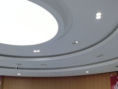 -雅悦齿科(顾村公园店)