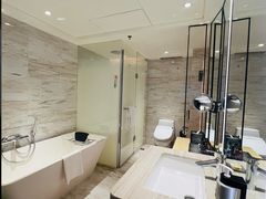 -深圳彭年万丽酒店