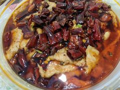 -鑫巴蜀小镇 · 水煮鱼专研店(玉桥店)