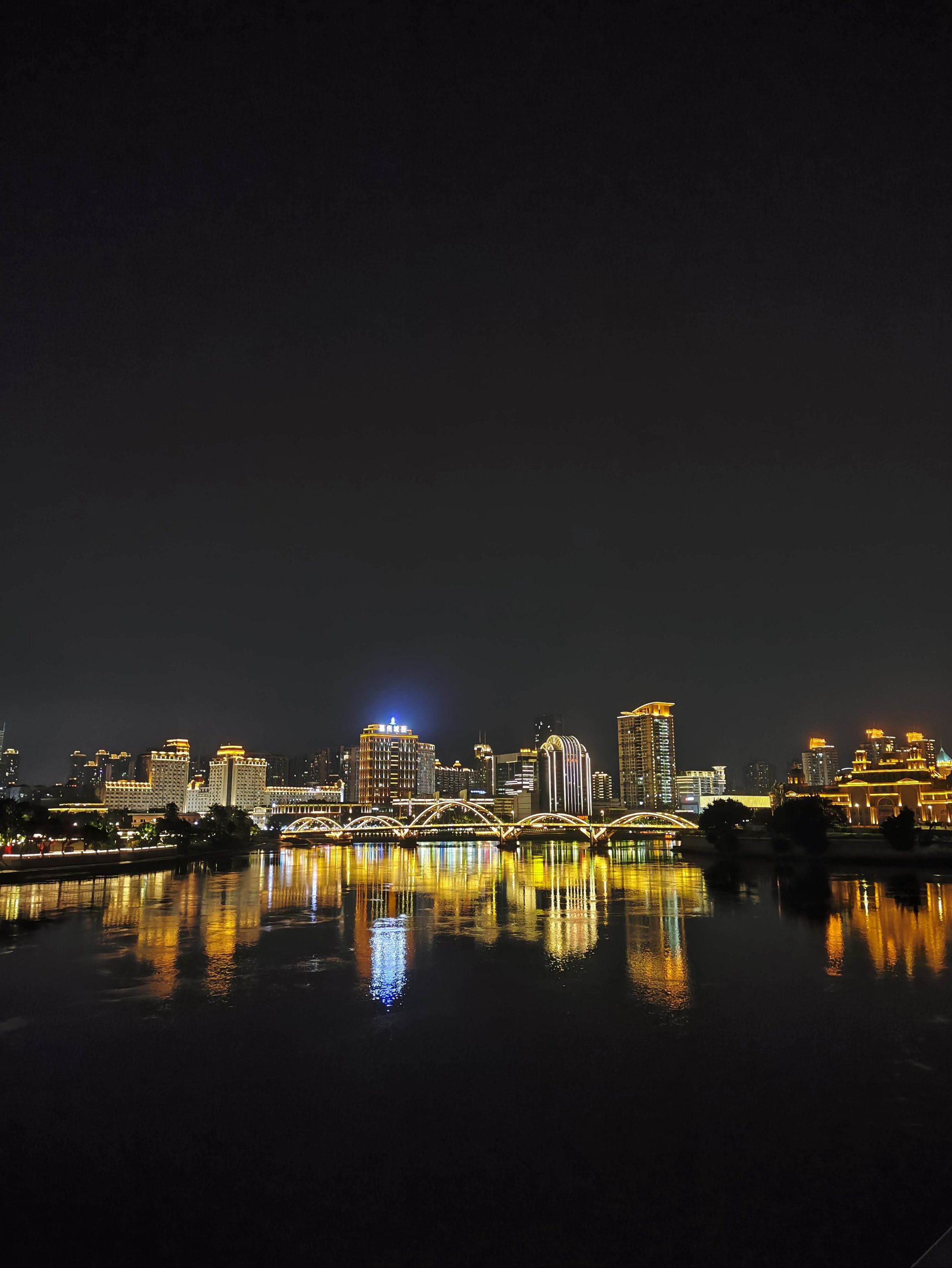 烟台夜景最漂亮的地方图片