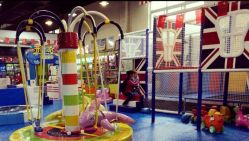 -开心哈乐亲子乐园(东森时尚百货店)