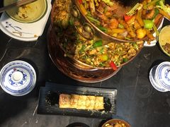 -巴四老城区炭火蛙锅(张江店)