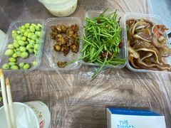 -蓝精灵饺子店