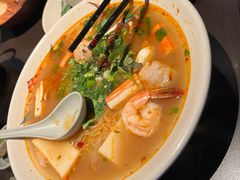 -大头虾越式风味餐厅(光明广场店)