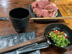 刀叉坨坨肉-陆记牛庄·碳锅龙虾烧烤(爱上花园店)