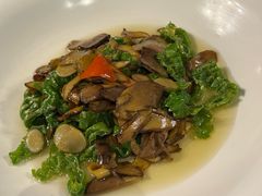 -泓0871臻选云南菜·味庄