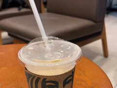 -星巴克(上海虹桥新天地二店)