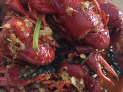 -龙巢盱眙龙虾·牛蛙·烧烤宵夜(八卦岭店)