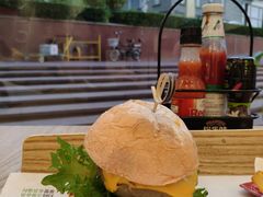 -龙治汉堡(中华城店)
