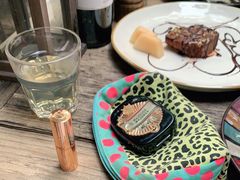 -SISTERS BAR RESTAURANT川意酒馆(嘉善老市H楼店)