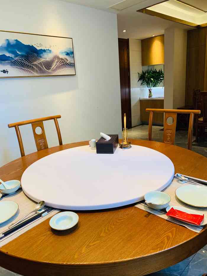 寒舍私房菜(寒田吾舍店)-"[薄荷]环境:在休宁路上的商铺3楼,商.