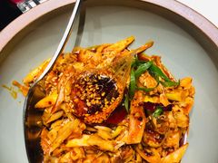 敲糖棒棒鸡-辛香汇·现炒川菜(淮海路百盛店)