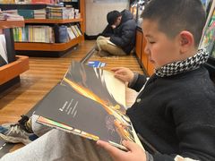 -西西弗书店&矢量咖啡(凯德晶萃广场店)