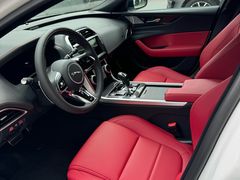 -上海伟杰·捷豹路虎4S店(闵行店)