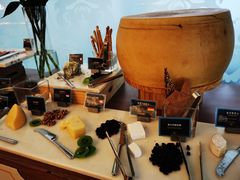 -圣丰索菲特·2 On 988 Café 自助餐厅