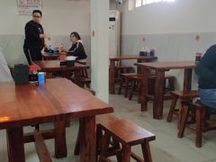 大堂-宝瑞门钉肉饼店