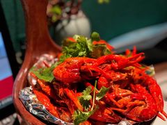 吮指卤小龙虾-佬麻雀·剁椒鱼头(京基KK One店)