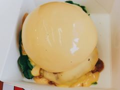 芝士瀑布鸡腿堡堡-前进5路汉堡炸鸡(昙华林店)