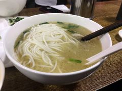 -建新园过桥米线(宝善街店)
