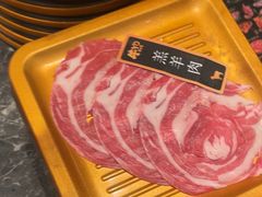 -牛YO寿喜烧·铁板烧和牛火锅自助(市府恒隆店)