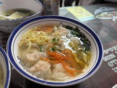 -长人馄饨铺(解放街店)
