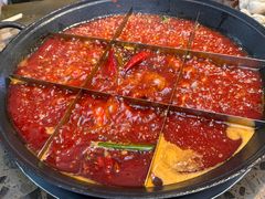 -正南齊北重庆老火锅(光华村直营店)