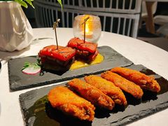 -Oasis Bar & Grill