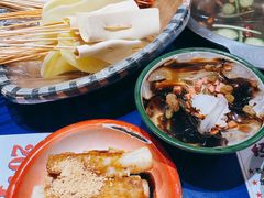 -马路边边串串香(苗栗路店)