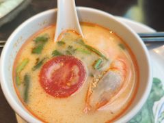 -大头虾越式风味餐厅(光明广场店)