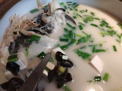 -姜君·千岛湖鱼头馆(浦东大道店)