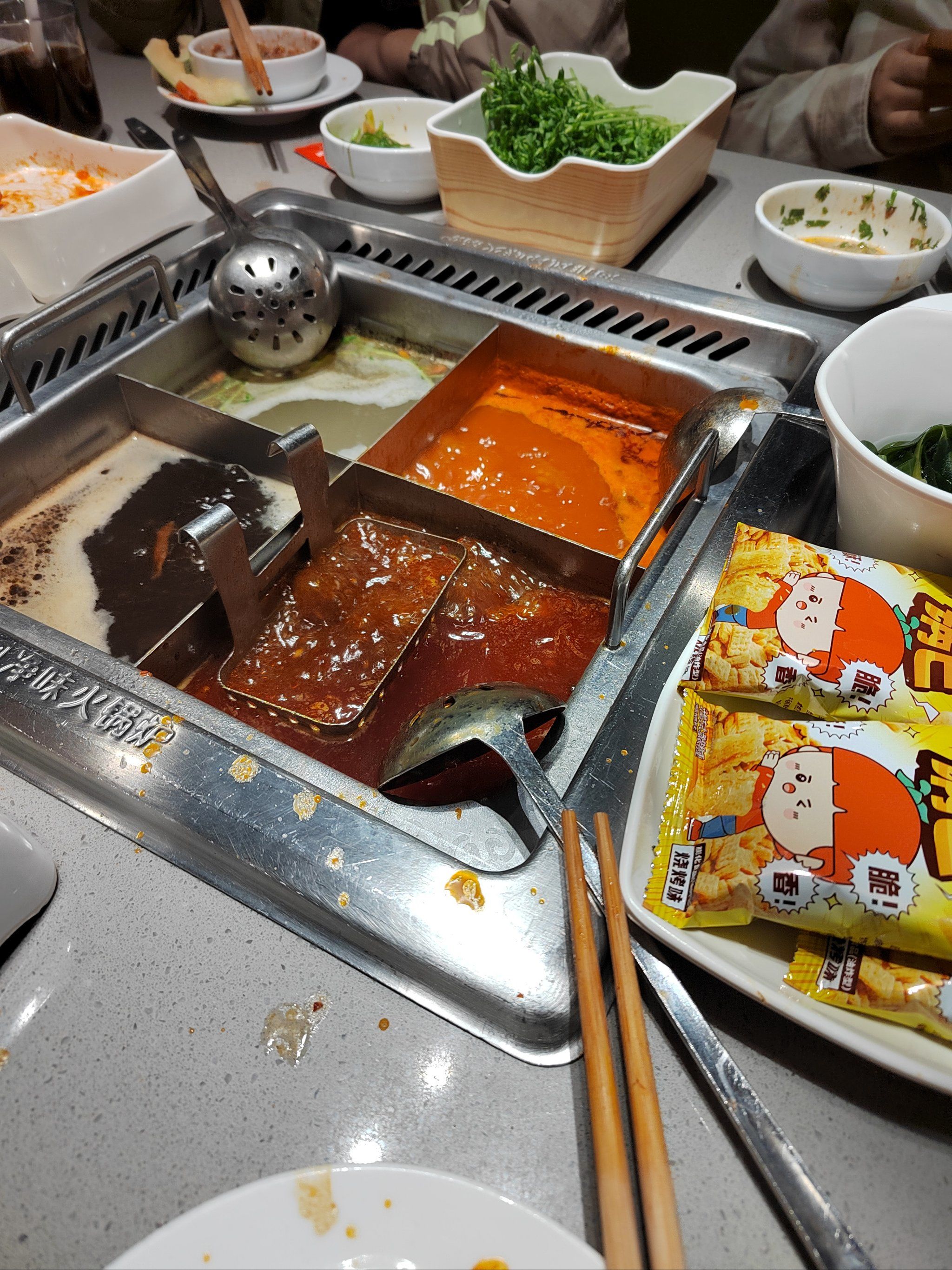 不吃火锅不快乐(仙林海底捞)