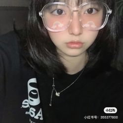 -时尚殿堂明星门店