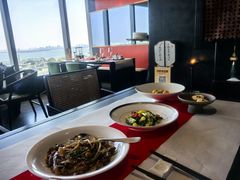 干炒牛河-馋遇江南·精致湖景雅宴(东方之门店)