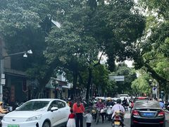 -潮镇老尾牛杂(环城西路店)