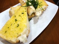-12 Rocks Beach Bar Cafe