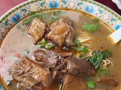 -金杨拉面王小吃面馆·牛三宝面·红烧牛肉粉