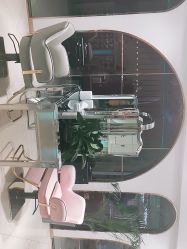 -BULB STUDIO 巴柏明星发型工作室