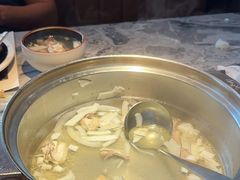 -大头椰·海南椰子鸡火锅(思明万象城店)