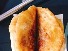 -周老三跷脚牛肉·全牛火锅(非遗传承店)