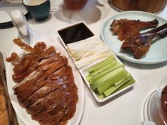 汴京果木烤鸭-梅利汴京烤鸭•开封豫菜地标店(东大街店)