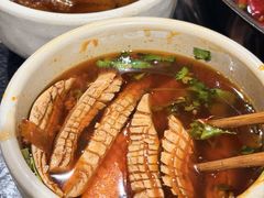 -城墙拐拐火锅(三峡广场黑金冠店)