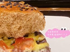 整切西冷牛排汉堡-必胜客(大宁路店)