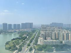 -荣誉国际酒店-云顶旋转餐厅