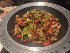 干锅鹿茸菌-知楚•精致湖北菜(武商MALL店)