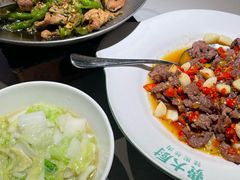 -费大厨辣椒炒肉(黄兴中心广场店)