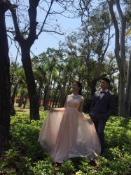 -现代经典婚纱摄影