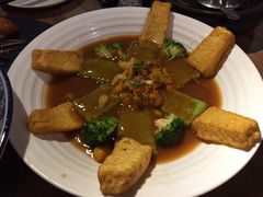 -花溪雨·森林餐厅(石基店)