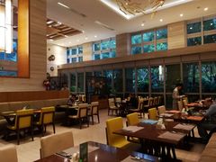 -月色西餐厅·海鲜刺身·烧烤(科学城保利郡雅酒店)
