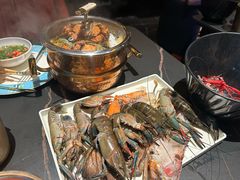 -雍容荟帝王蟹活龙虾展台自助(IFS黑金店)