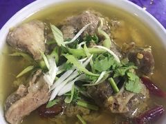 -穆豪麦蒸碗羊羔肉